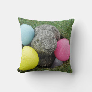 Almofada Coelhinho com bolas de golfe coloridas