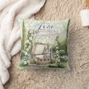Almofada Coelho no Peito Folhas Verdes Floral