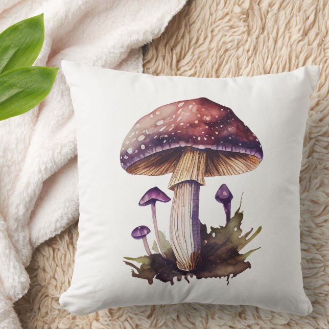 Almofada Cogumelo Florestal de Aquarela Roxa Rústico Fofo (A cute, whimsical purple watercolor mushroom to add Cottagecore charm to your country or city home!)