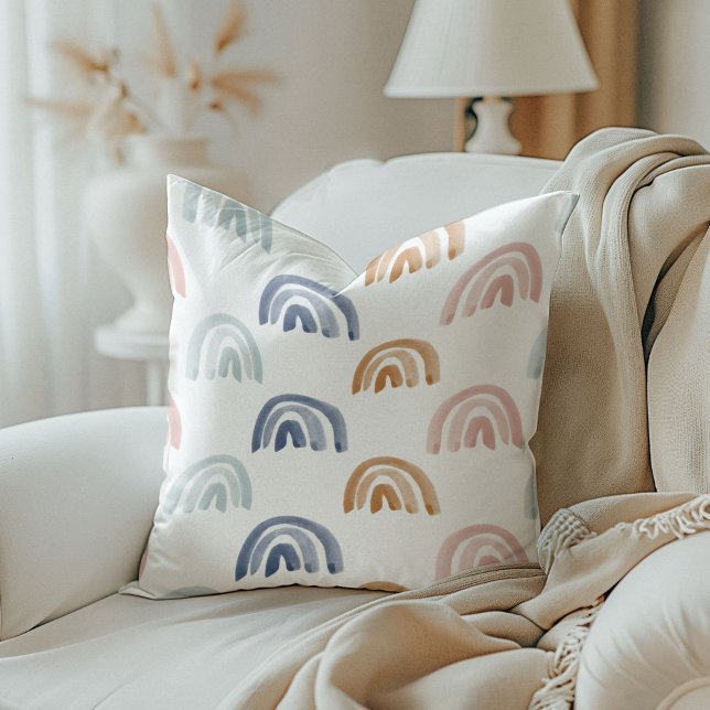 Almofada Coloração d'água arco-íris na Terra Tons Reversíve (Watercolor Rainbows in Earth Tones Reversible Throw Pillow)