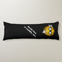 "Nerd também adoram se abraçar." [a2]