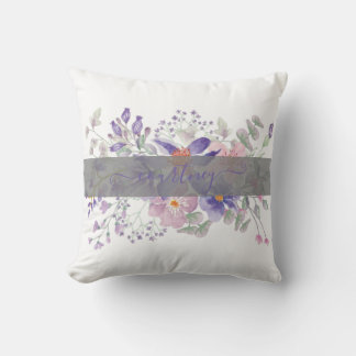 Almofada Cor de água rosa e púrpura, floral personalizado