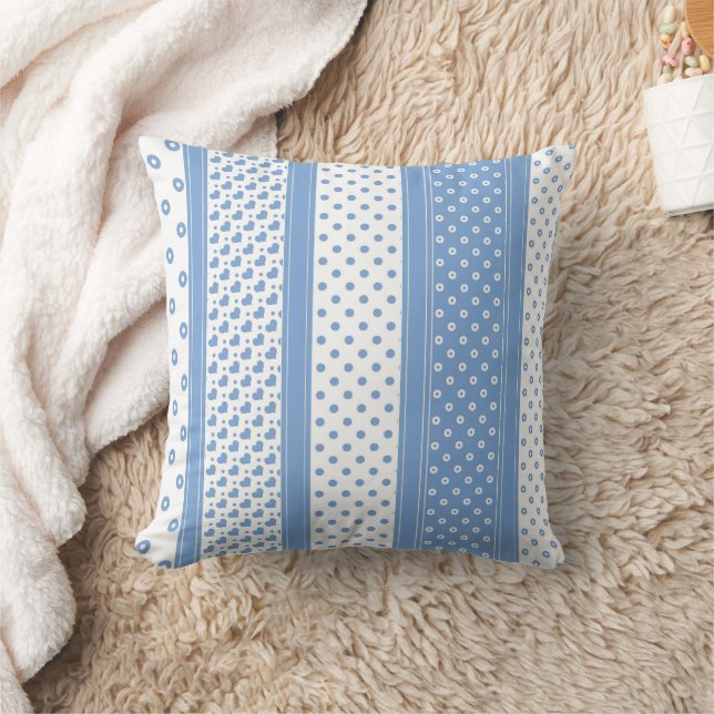 Almofada Corações e pontos modernos, brancos e azuis (Cobertor)