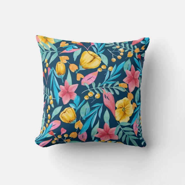 Almofada Cores de água botânica: flores, folhas, ornamento. (Frente)