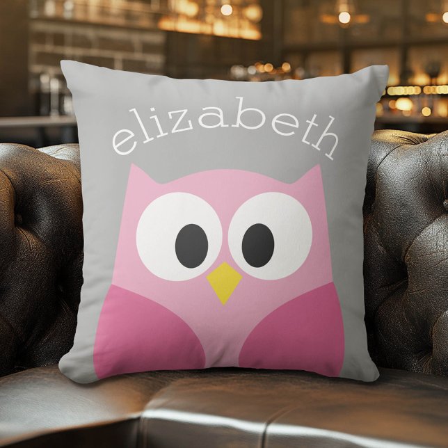 Almofada Coruja de Cartoon Bonita - Nome Personalizado Rosa (Whimsical Custom Monogram Pillow)
