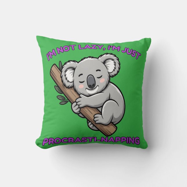 Almofada Cozy Procrasti-napping Koala Bear (Frente)
