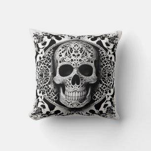 Almofada Cranio de Renda Sorrindo Preto e Branco