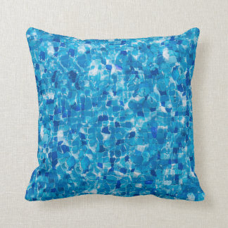 Almofada Cushion com padrão mozaico azul