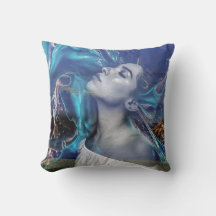 Cushion com uma mulher numa cena de sonho