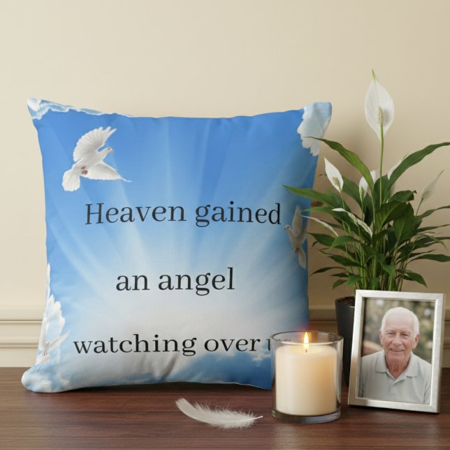 Almofada “Custom Memorial Pillow – Remember Your Loved One (Criador carregado)