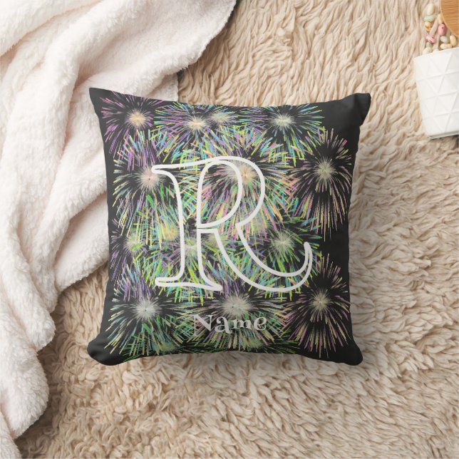 Almofada Custom Monogram Initial Name Colorful Fireworks   (Cobertor)