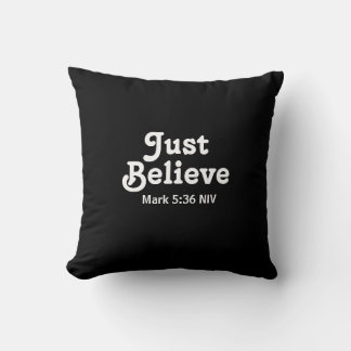 Almofada Cute Black and White Believe in Miracles Initial