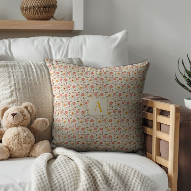 Almofada Cute cartoon bee flower green pattern initial (Criador carregado)