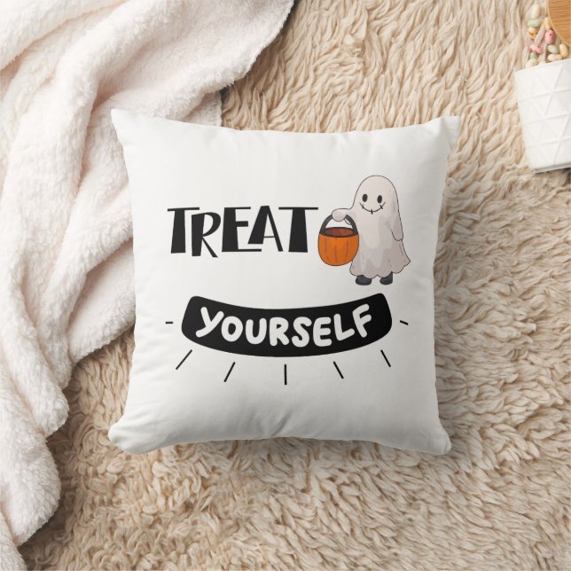 Almofada Cute Ghost “Treat Yourself” Pillow Halloween Theme (Cobertor)