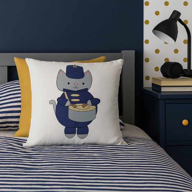 Almofada Cute Gray Cat Marching Band Drummer Music (A throw pillow with a cat playing a snare drum while wearing  navy blue & gold marching band uniform)