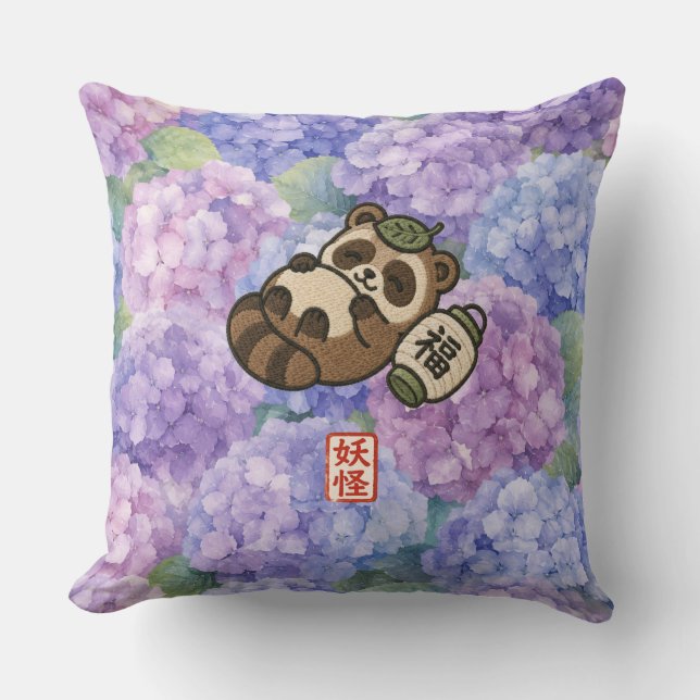 Almofada Cute Tanuki Throw Pillow | Japanese Folklore Hydra (Frente)