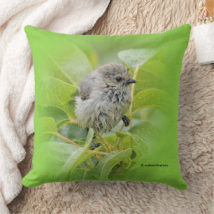 Almofada Cute Wet Wee Bushtit no Laurel