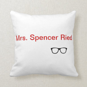 Almofada Da "travesseiro decorativo Sra. Spencer Reid"