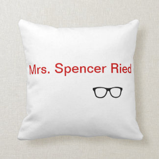 Almofada Da "travesseiro decorativo Sra. Spencer Reid"