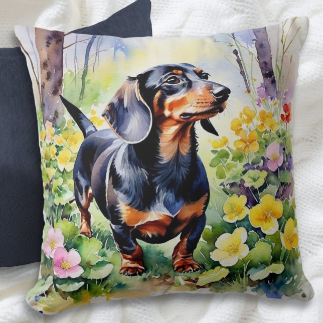 Almofada Dachshund Sausing Cão Madeira Flores Aquarelas (An elegant throw pillow, with picture of a dachshund in Spring woodland, in a watercolor style)