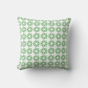 Almofada Damasco verde floral em branco