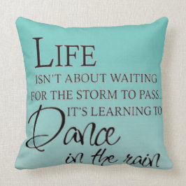 Almofada DANÇA inspirada na CHUVA