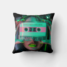 Almofada Dance with the Devil