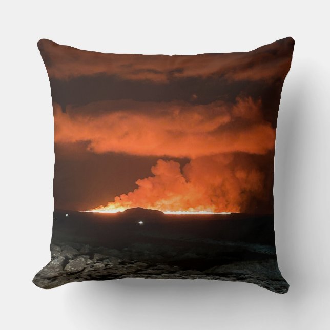 Almofada de Arremesso de Erupção Dramática do Vulc (Frente)