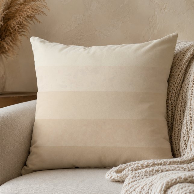 Almofada de Camadas de Areia Macia (Soft sand layers for warm neutral spaces and relaxed modern living)