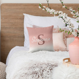 Almofada de Decoração com Monograma de Caligrafia 