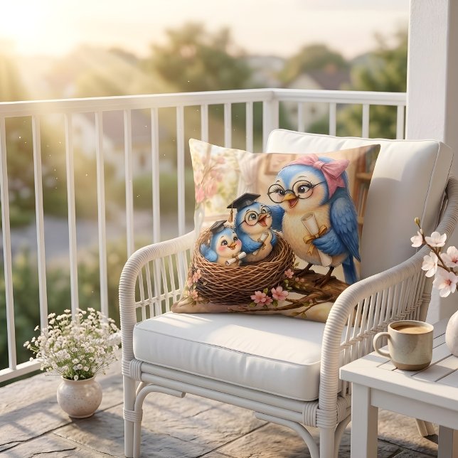 Almofada de Graduação Cozy Nest (Criador carregado)