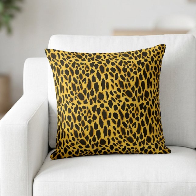 Almofada de lançamento com impressão de guepardo a (Animal Print Pillow)