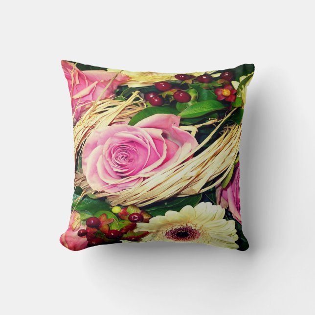 Almofada de lançamento com rosas, margaridas e bag (Frente)