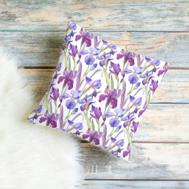 Almofada de lançamento floral de íris roxa em aqua