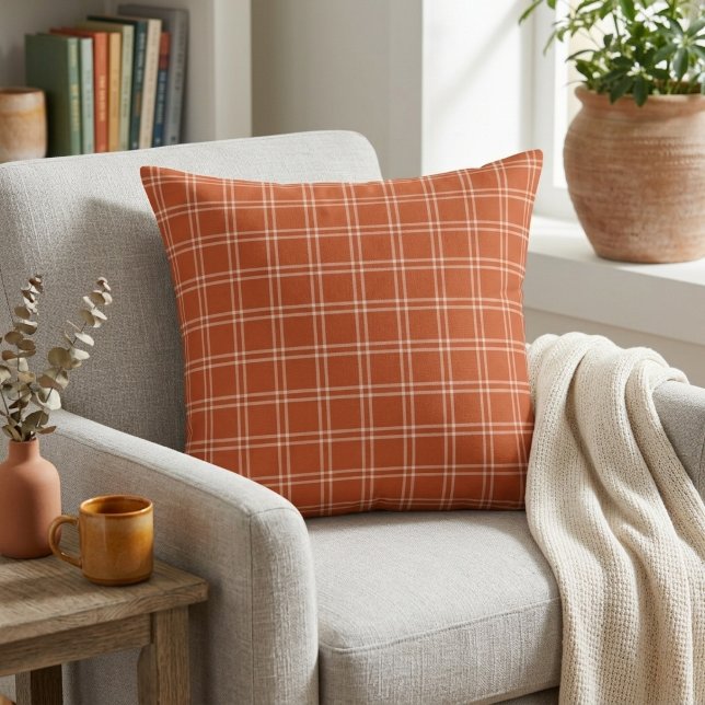 Almofada de lançamento rústica de xadrez de abóbor (Autumn Pumpkin Plaid Cozy Rustic Throw Pillow)