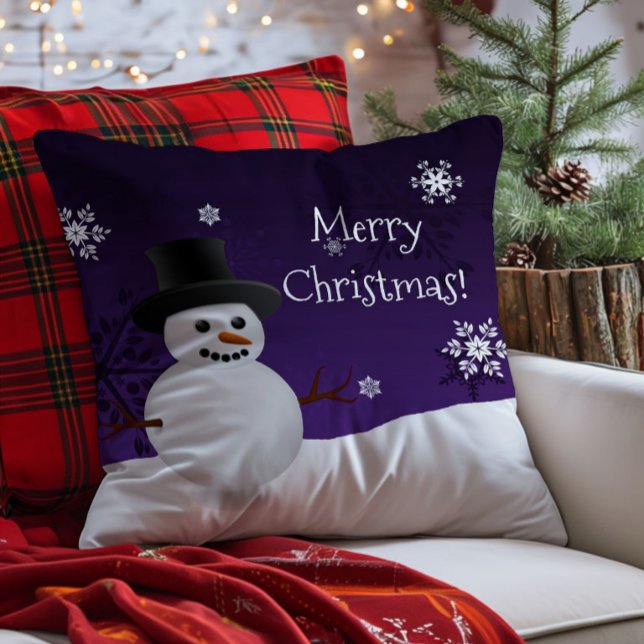 Almofada de Natal Cena de Inverno Homem de Neve Ro (Purple Snowman Winter Scene Christmas Throw Pillow)
