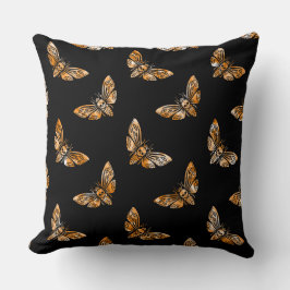 Almofada Death's Head Moth Pattern