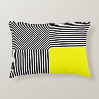 Almofada Decorativa A abstracção geométrica, B/W listra o amarelo