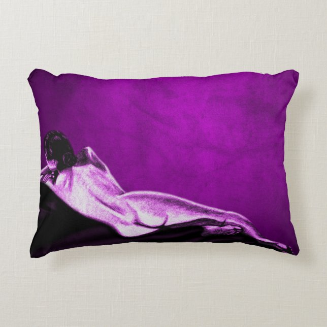 Almofada Decorativa A Forma Feminina (Frente)