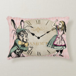 Almofada Decorativa Alice e o Rabbit
