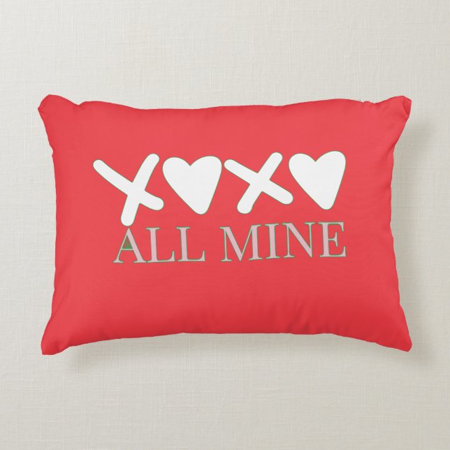Almofada Decorativa ALL MINE XOXO Valentine Shirt - Minimal Love Desig (Frente)