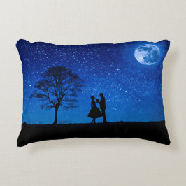 Almofada Decorativa Amantes sob uma lua cheia