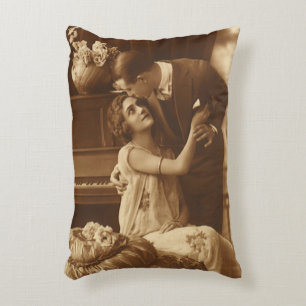 Almofada Decorativa Amantes Vintage, Amem Música Romântica