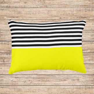 Almofada Decorativa Amarelo-neon com riscas brancas e pretas