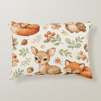 Almofada Decorativa Animais da Floresta e Padrão de Frutas Vermelhas F