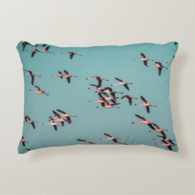 ALMOFADA DECORATIVA AVES PRETAS E BRANCAS (Frente)
