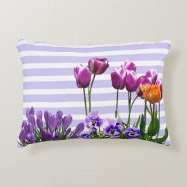 Almofada Decorativa Banhas de Pastel com Flores de Tulipas