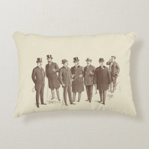 Almofada Decorativa Bege de Brown da forma dos homens dos 1800s dos