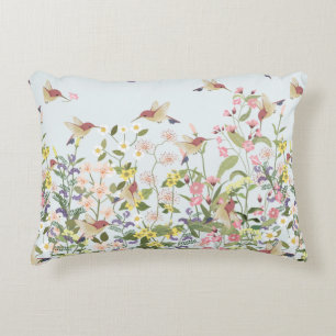 Almofada Decorativa Belo beija-flor no jardim floral doce