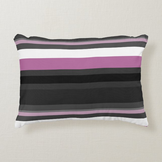 Almofada Decorativa Black, Cinza e White Stripes (Frente)